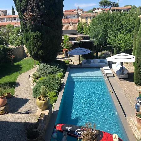 Maison De Montmorency Au Pied De La Cité