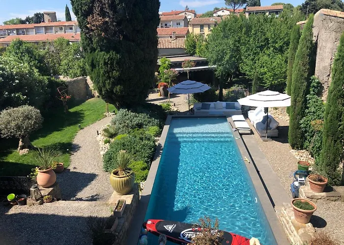 Maison De Montmorency Au Pied De La Cite