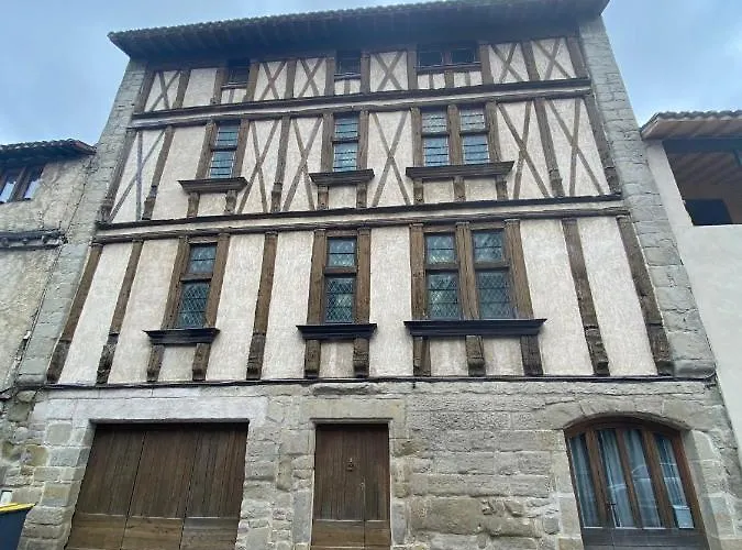 Maison De Montmorency Au Pied De La Cite * Carcassonne