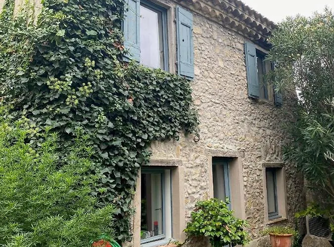 Maison De Montmorency Au Pied De La Cite *