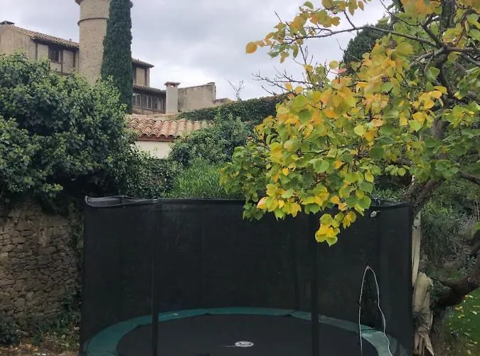 Maison De Montmorency Au Pied De La Cite